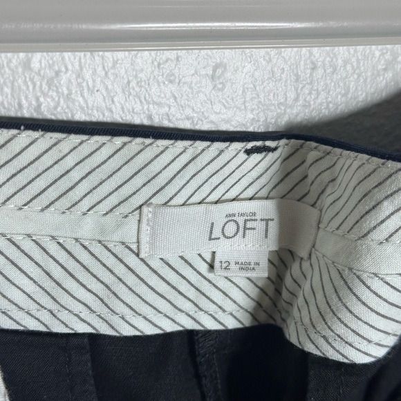 Ann Taylor LOFT Women Black Casual Chino Shorts The Riviera Short size 12 - Picture 3 of 9